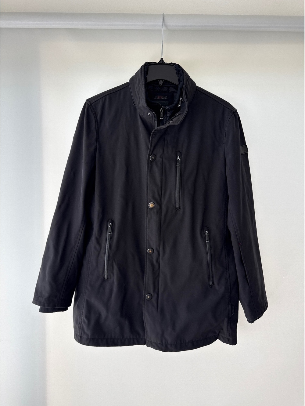 TUMI Men’s Black 2-in-1 Layered Technical Jacket – Size Medium